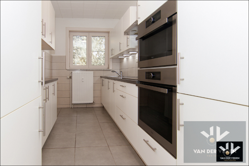 Lichtrijk en instapklaar hoekappartement met 3 slpks en ondergrondse garagebox op een TOP locatie - foto 3