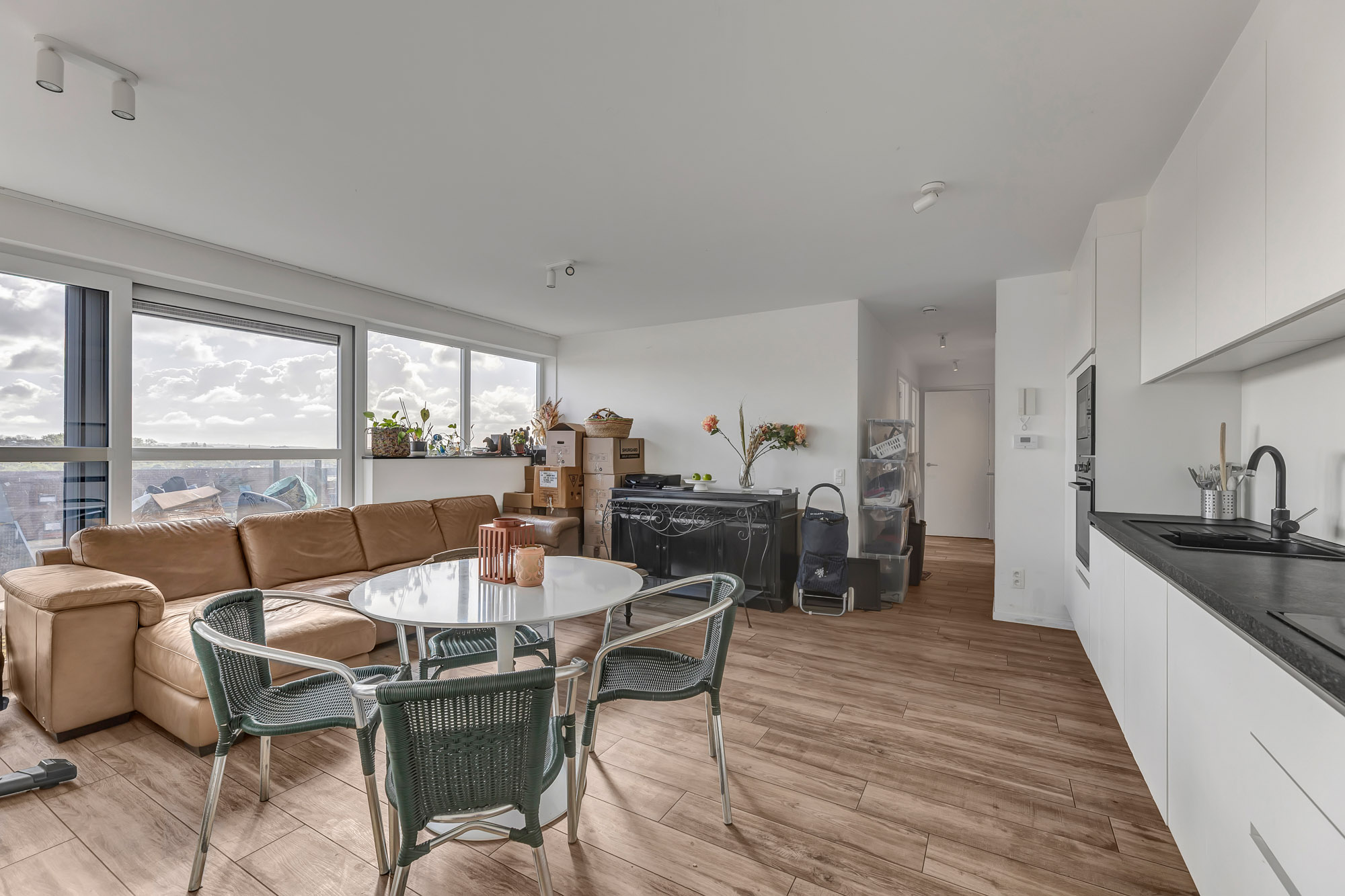 Recent dakappartement met 3 slaapkamers - foto 4