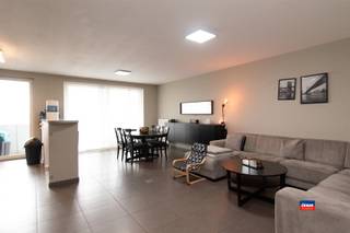 HOBOKEN | RESIDENTIE MAXIMUS | INSTAPKLAAR APPARTEMENT MET TWEE SLAAPKAMERS EN GROOT TERRAS GELEGEN OP DE VIERDE VERDIEPING VAN VERZORGD GEBOUW...