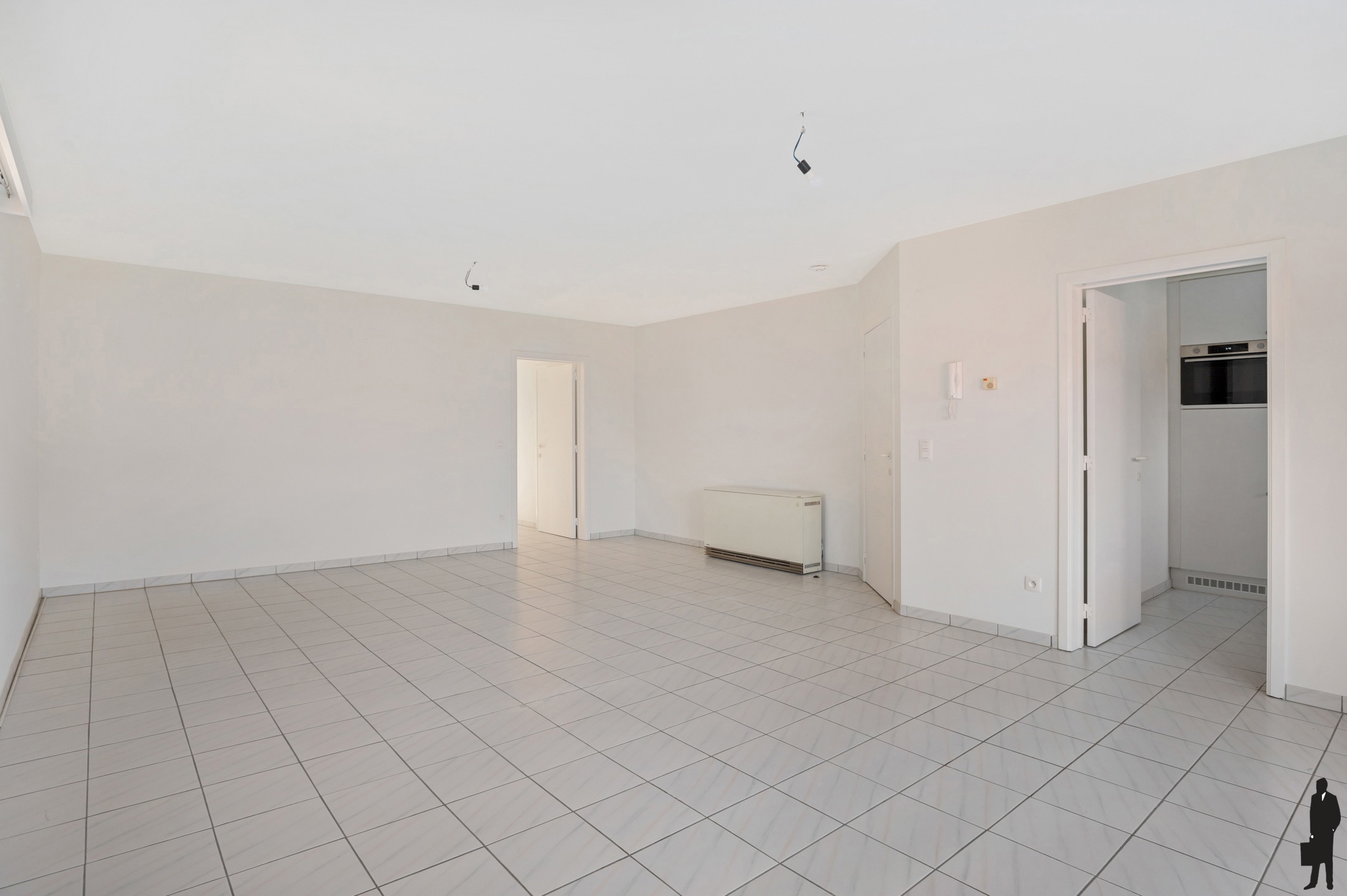 Centraal gelegen appartement met 3 slaapkamers - foto 3