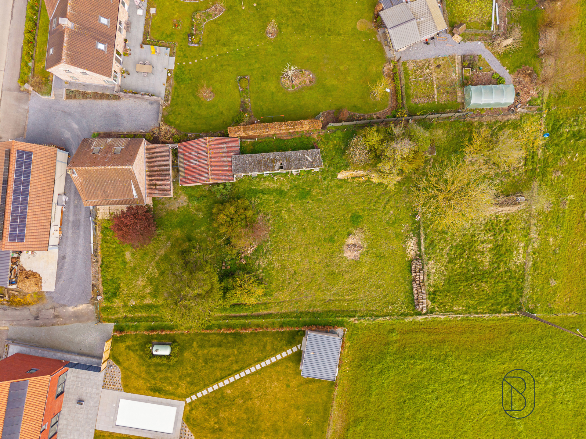 Vrijstaande te renoveren woning op meer dan 15are in Wodecq! - foto 5