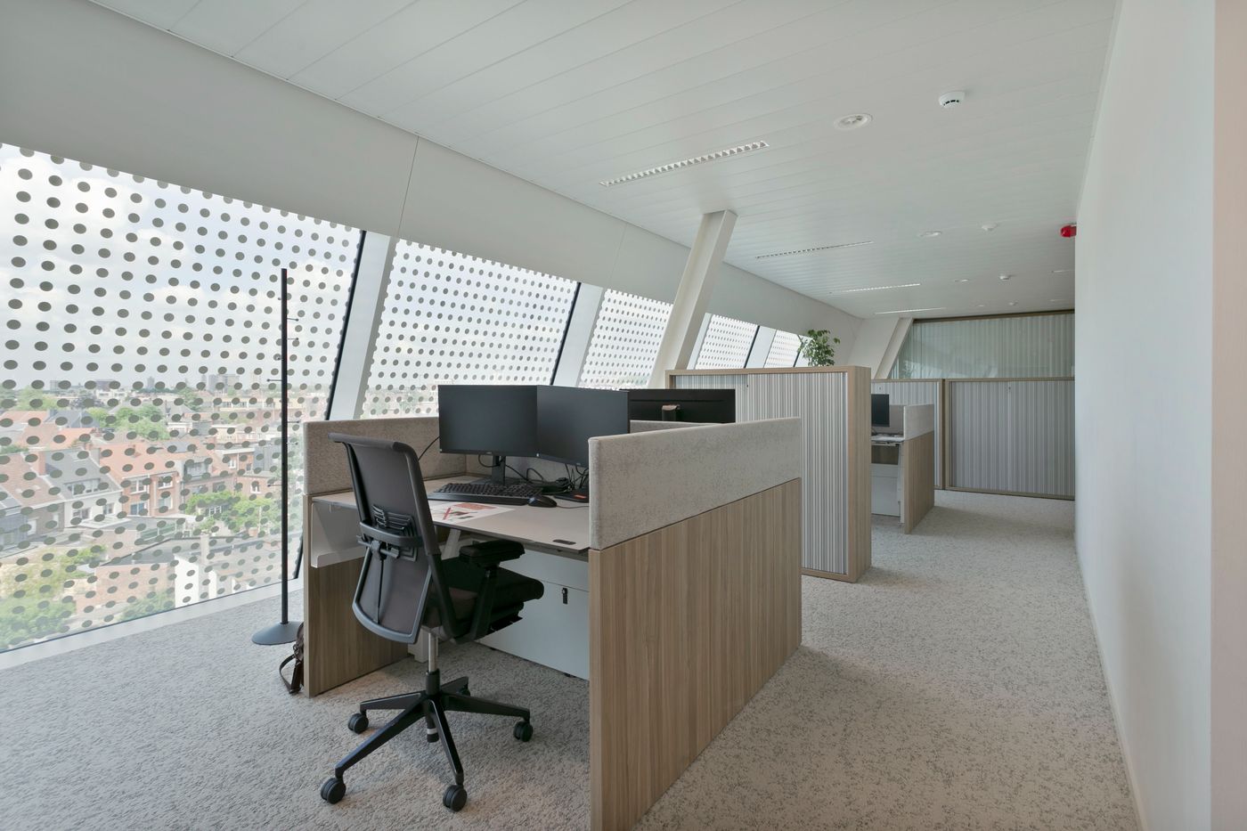 2.714 m² instapklare kantoren aan station Gent-Sint-Pieters! - foto 4