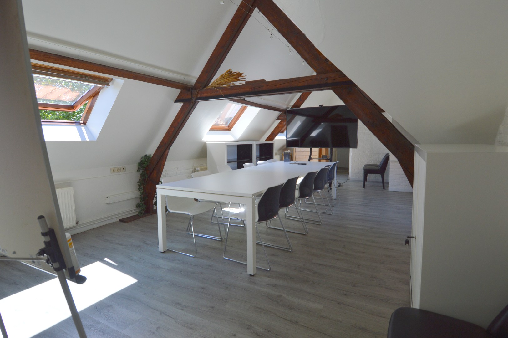 Kantoorruimte te huur op een toplocatie te Kortrijk - foto 4