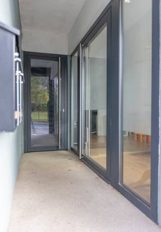 Gerenoveerd opbrengstgebouw met 3 entiteiten – centrum DilbeekDit opbrengstgebouw, gelegen in het centrum van Dilbeek, biedt een uitstekende...