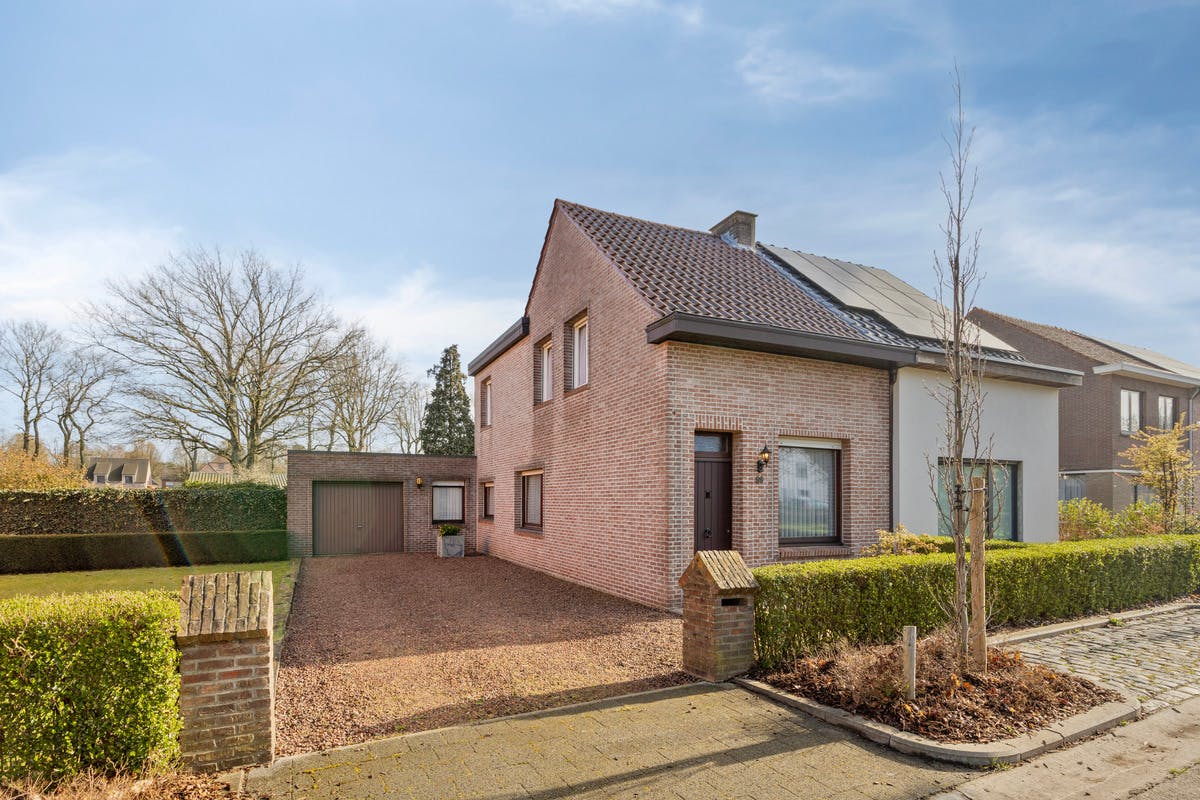 Woning op 917 m² met extra bouwmogelijkheden in Brasschaat - foto 2