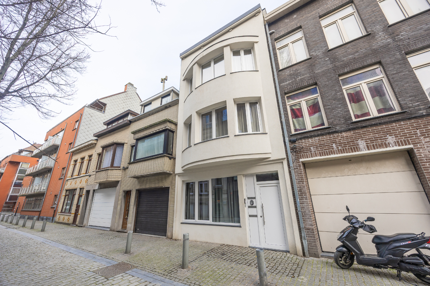 Volledig gerenoveerd opbrengsteigendom te koop in hartje Oostende - foto 1