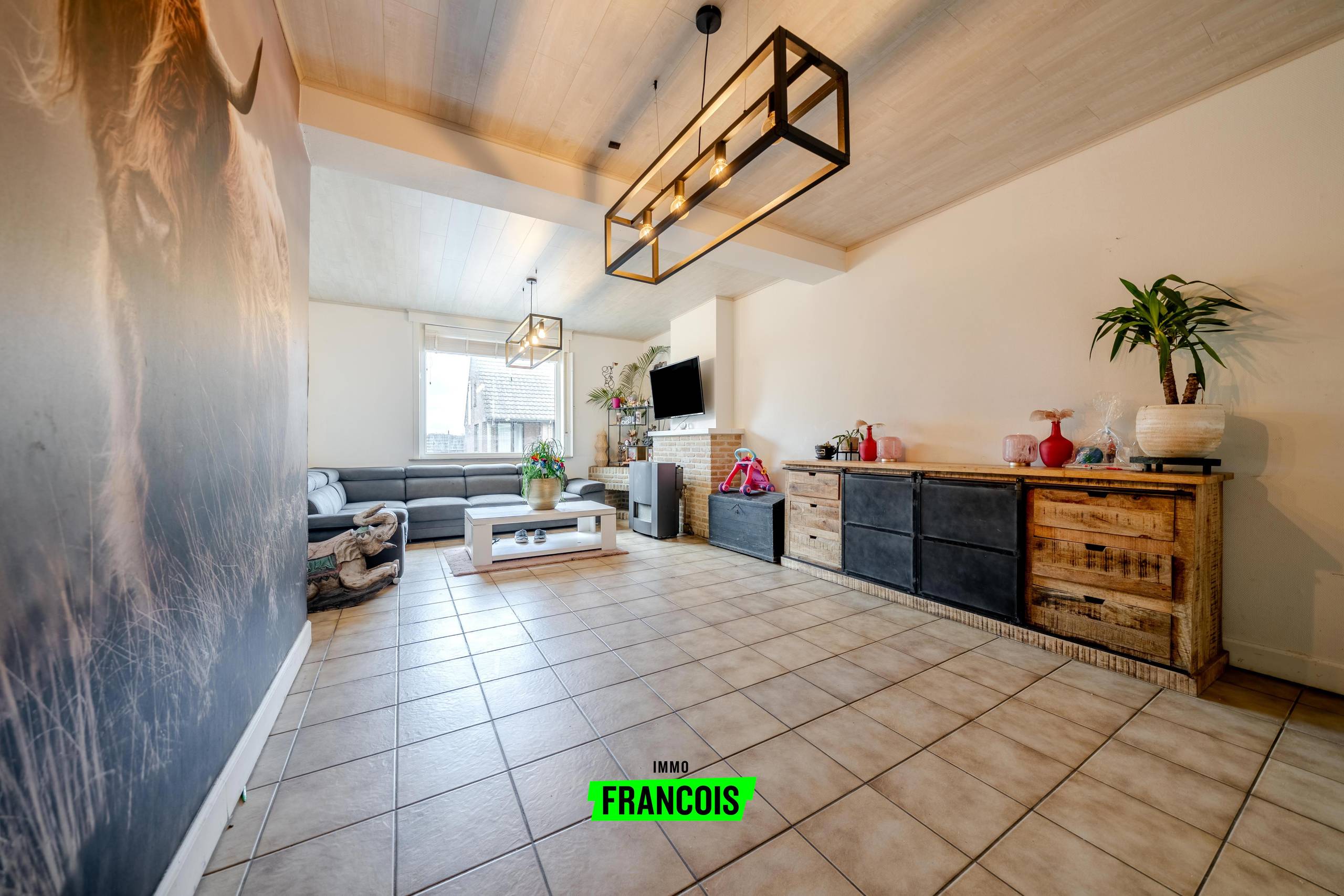 Te renoveren woning met 5 slaapkamers te koop in Handzame. - foto 5