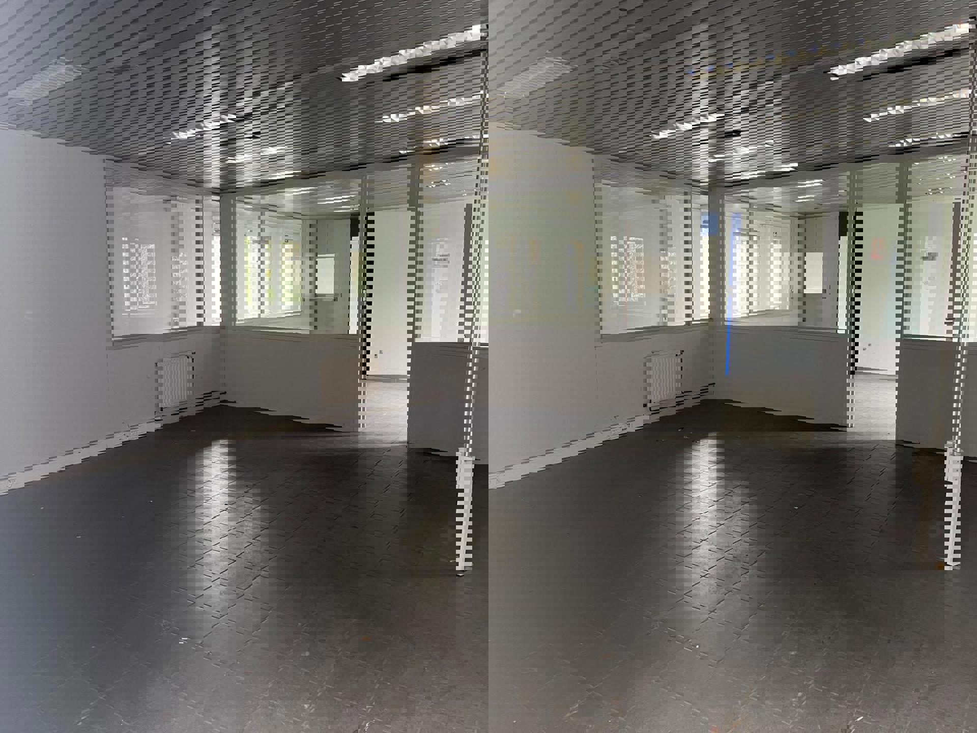 Showroom/kantoor ca. 600m² met veel lichtinval te Malle - foto 4