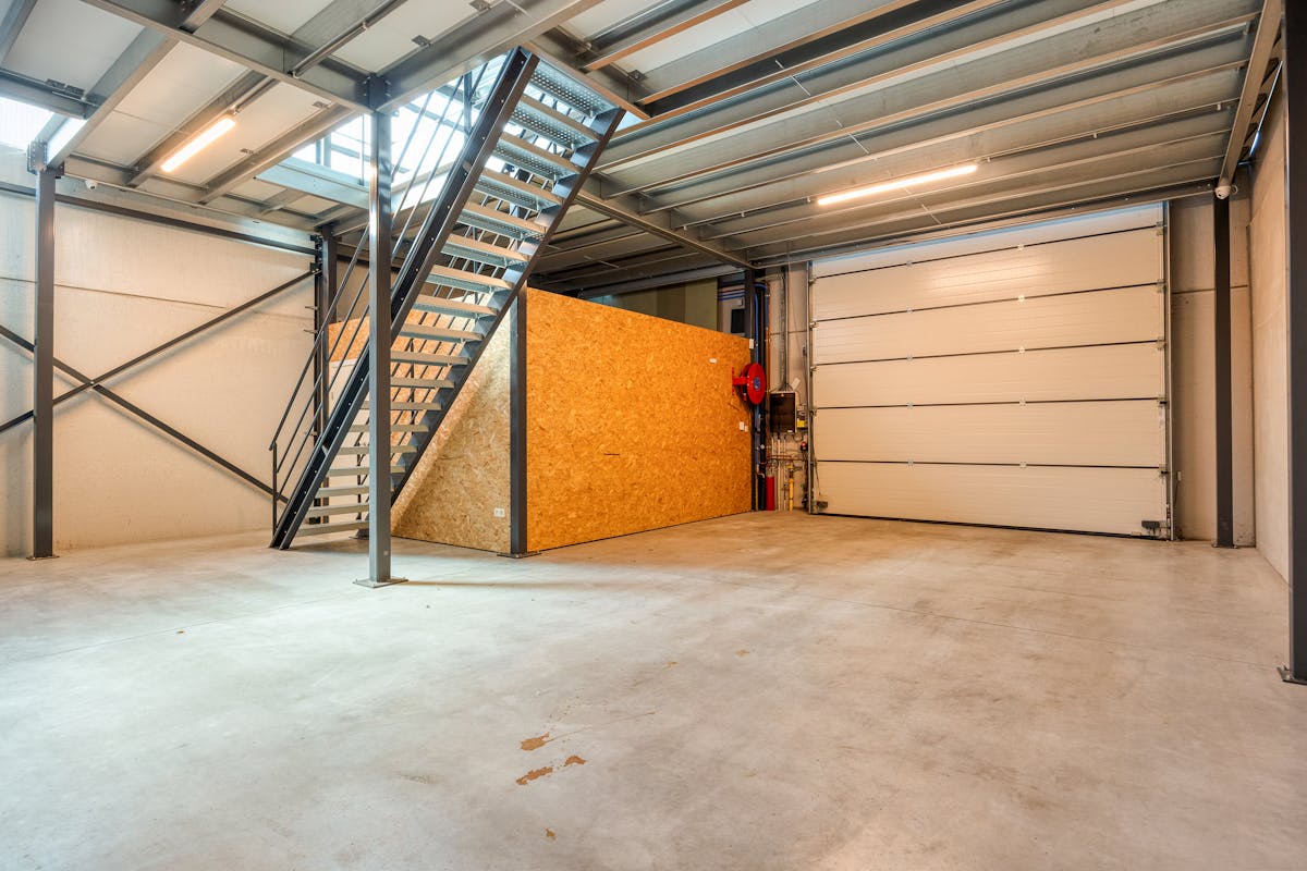Recent SME unit (188 m²) for sale in Evergem - photo 2
