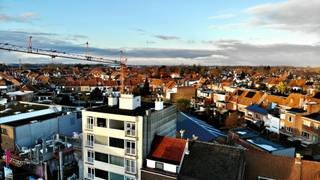 Gerenoveerd 2slk appartement met subliem zicht.Dit appartement is gelegen op het vierde verdiep. Een vrij maar vooral uniek zicht over Kortrijk is...