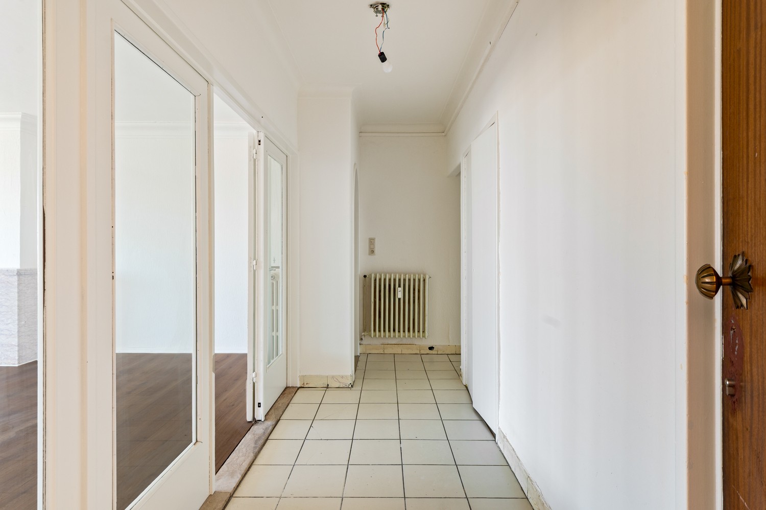 Licht op te frissen appartement met ruime living van 40 m² en nieuwe keuken - foto 2