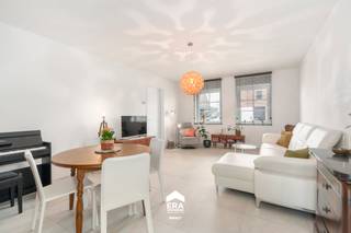 eze energiezuinige, instapklare nieuwbouwwoning in het centrum van Peer combineert een topligging met een prachtige pastorijstijlwoning. Gelegen...