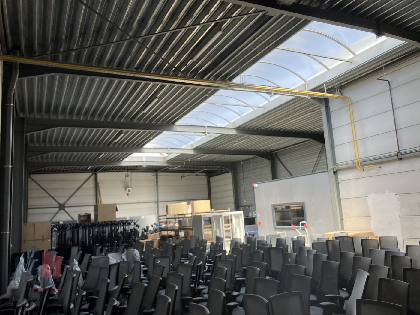 Magazijn van 399 m² te huur in Borgerhout – uitstekende ligging nabij Antwerpen-Oost - foto 4