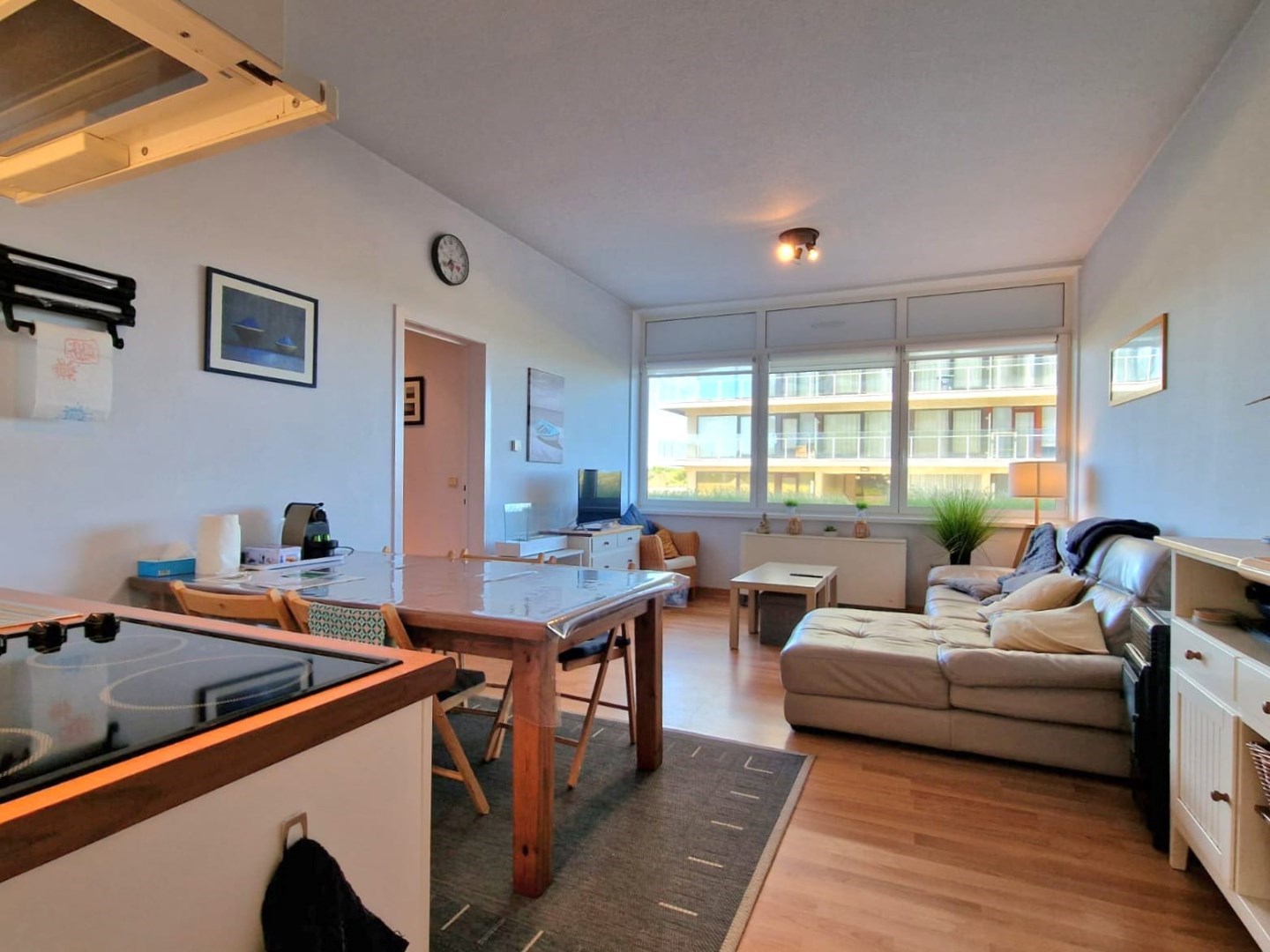 APPARTEMENT COSY RÉNOVÉ AVEC 2 CHAMBRES À QUELQUES MÈTRES DE LA PLAGE À DE PANNE - photo 1