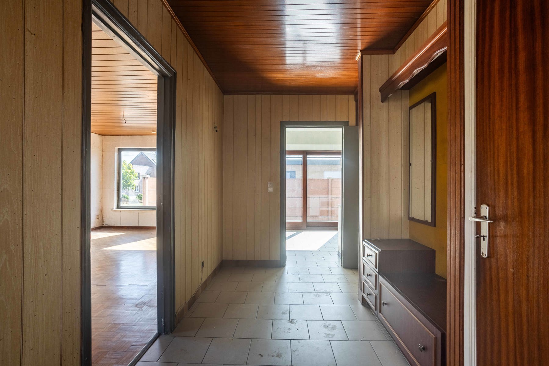 Te renoveren woning met tuin in rustige buurt van Lierde. - foto 4