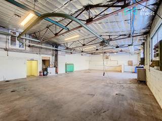 Commercial for rent in Blégny