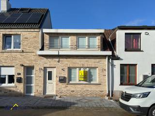 House for sale in Denderleeuw