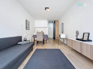 Ce charmant studio de 26 m², situé au premier étage, se trouve à proximité immédiate de la plage de Nieuport et de toutes commodités:...