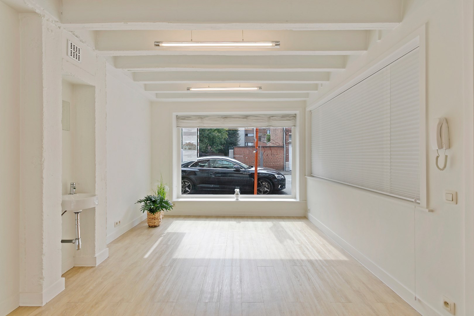 Commercial for rent in Kortrijk - photo 5