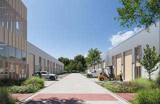 Locatie: Strategisch gelegen aan de zuidrand van Brussel, naast afrit 18 (Ruisbroek) van de E19.
Gebouwen: Twee moderne bedrijfsverzamelgebouwen met in totaal 38 KMO-units (150 m² tot 395 m²).
Bereikbaarheid: Nabijheid van belangrijke snelwegen zoals de E40, E19 en A12 voor uitstekende verbindingen.
Flexibiliteit: Ruimte voor diverse zakelijke behoeften, van productie tot kantoren.
Ideaal voor bedrijven die op zoek zijn naar een strategische en goed bereikbare vestigingsplaats.

