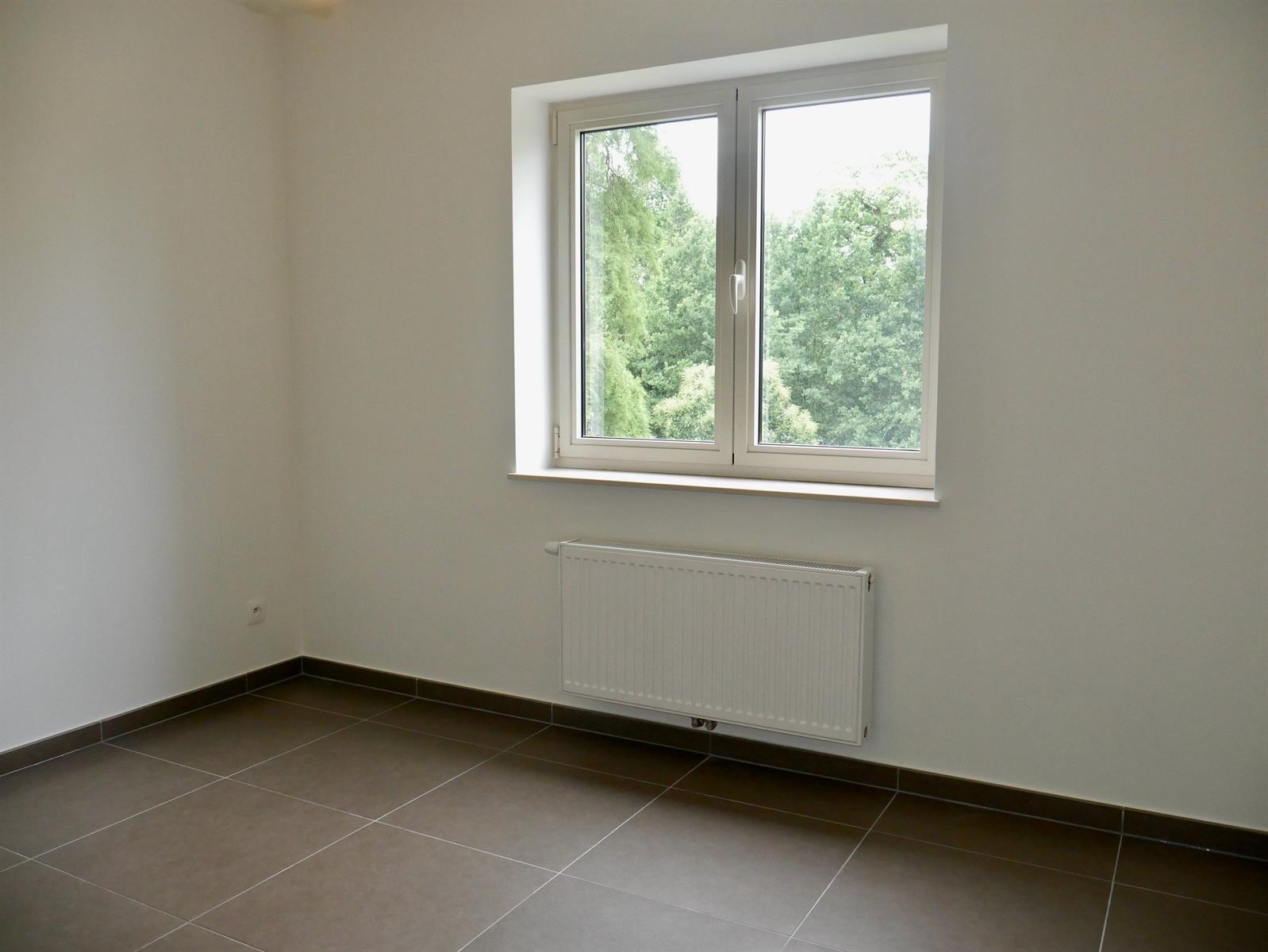 Apartment for rent in Denderleeuw with 2 bedrooms - photo 4