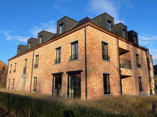 Huurprijs: 800 EUR per maand+ 50 EUR per maand voor ondergrondse autostaanplaats en berging+ 80 EUR per maand gemeenschappelijke kosten incl provisie...