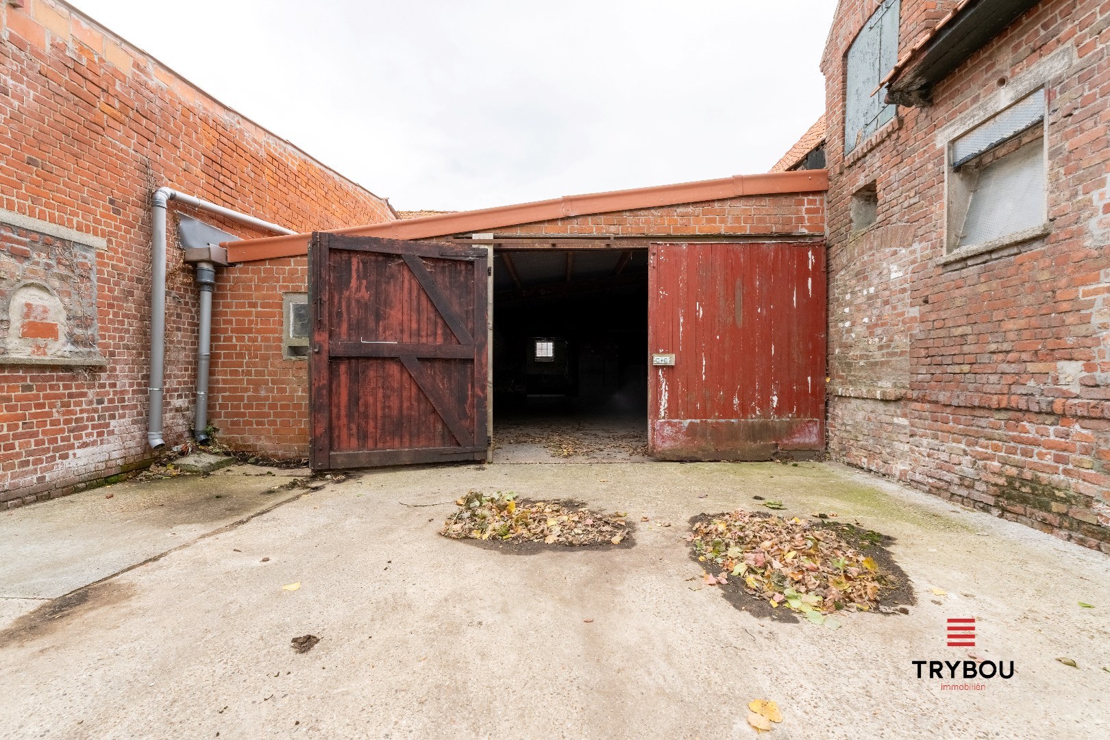 Commercial for rent in Ypres - photo 3