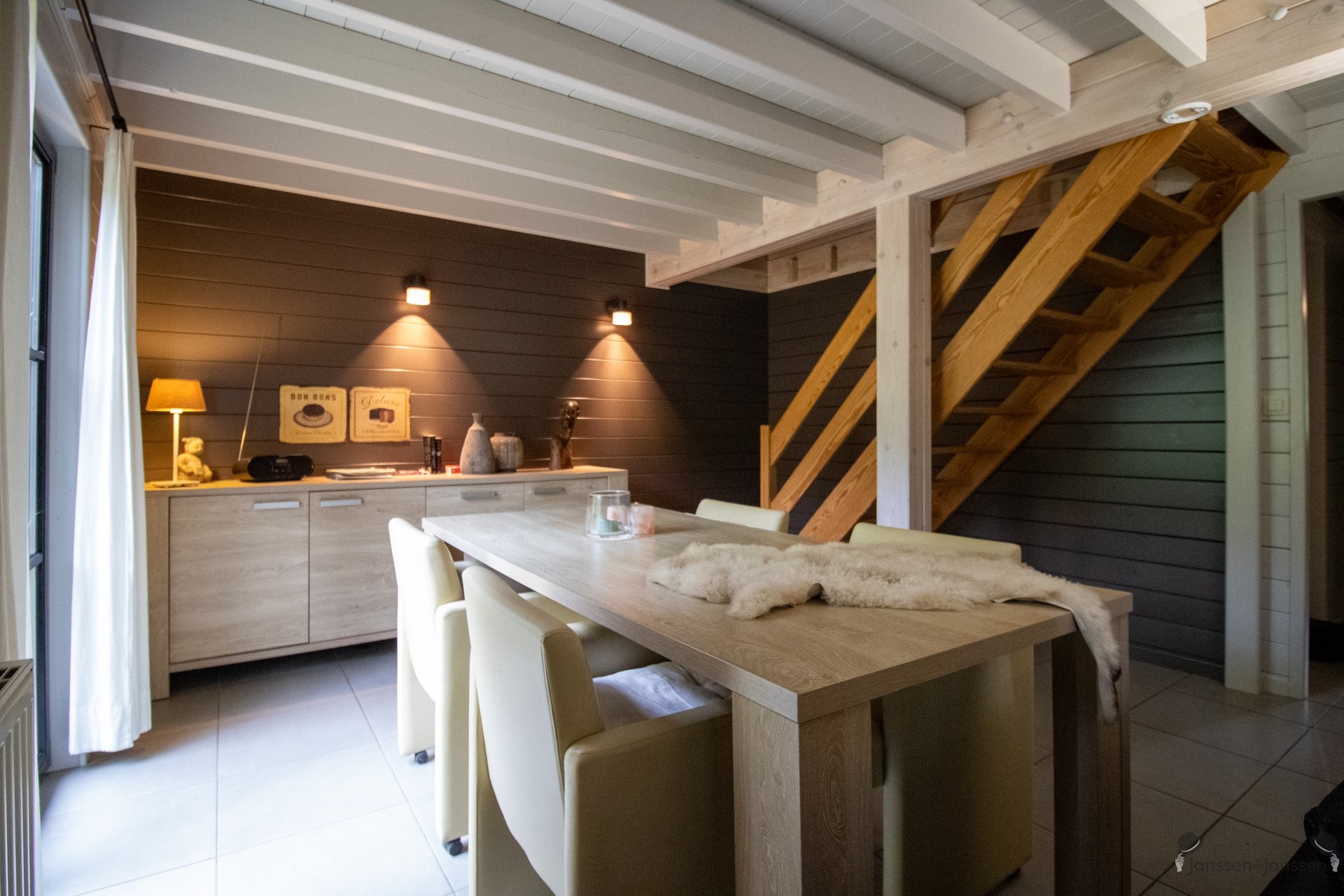 Chalet met bew. opp. van 100 m² met 3 slaapkamers op 3.759 m² in gebied voor verblijfsrecreatie - foto 5
