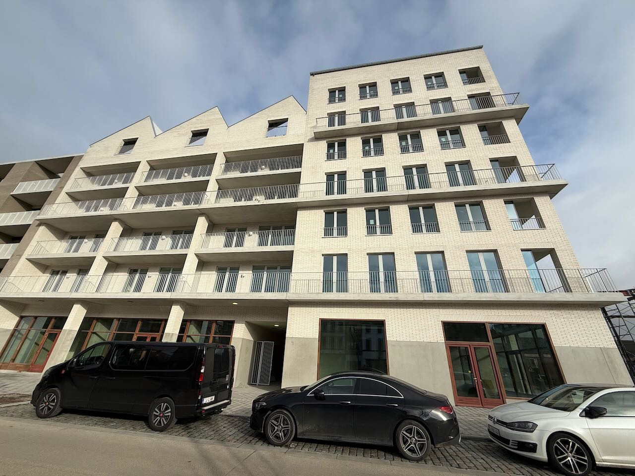 Instapklaar nieuwbouwappartement met terras - foto 2