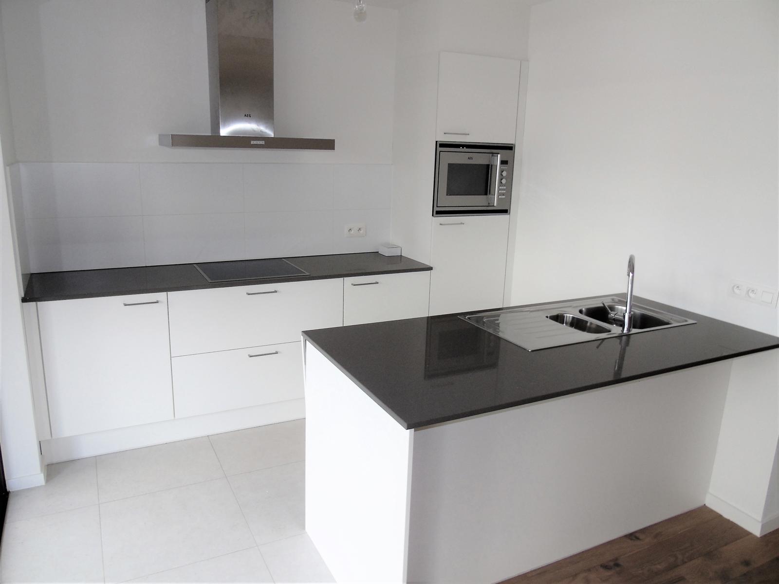 Apartment for rent in Ghent with 3 bedrooms - photo 2