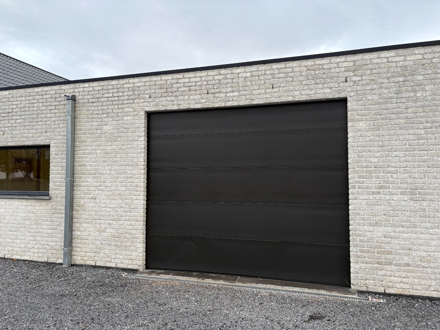 Commercial for rent in Machelen - photo 1