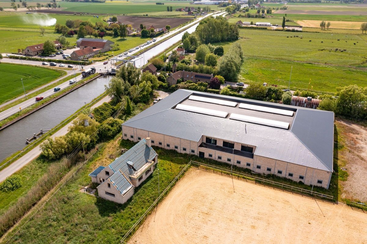 Hippisch complex te koop te Oudenburg dicht bij de kust - photo 3