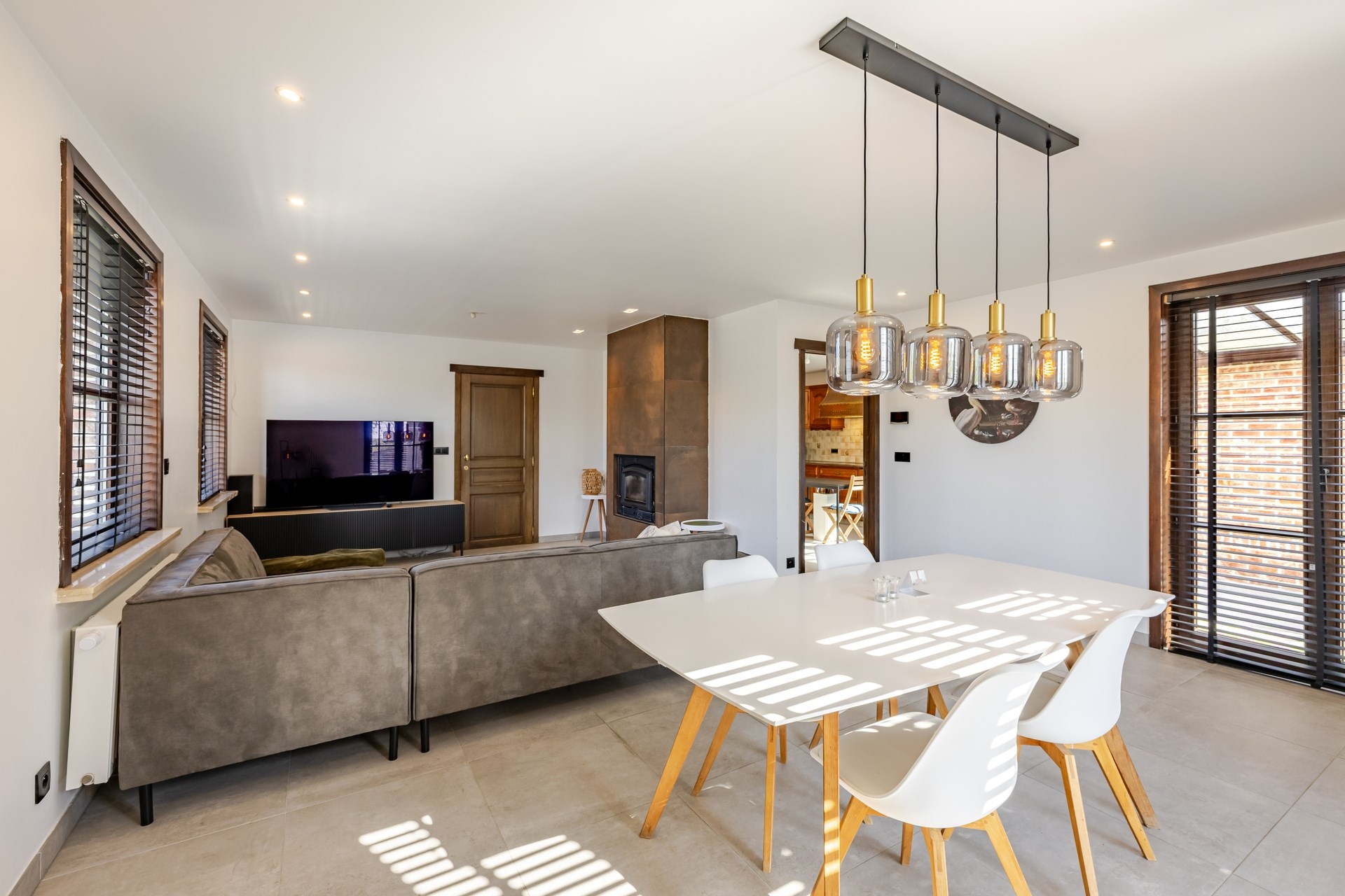Prachtige woning met 3 slks, garage en tuin - foto 4