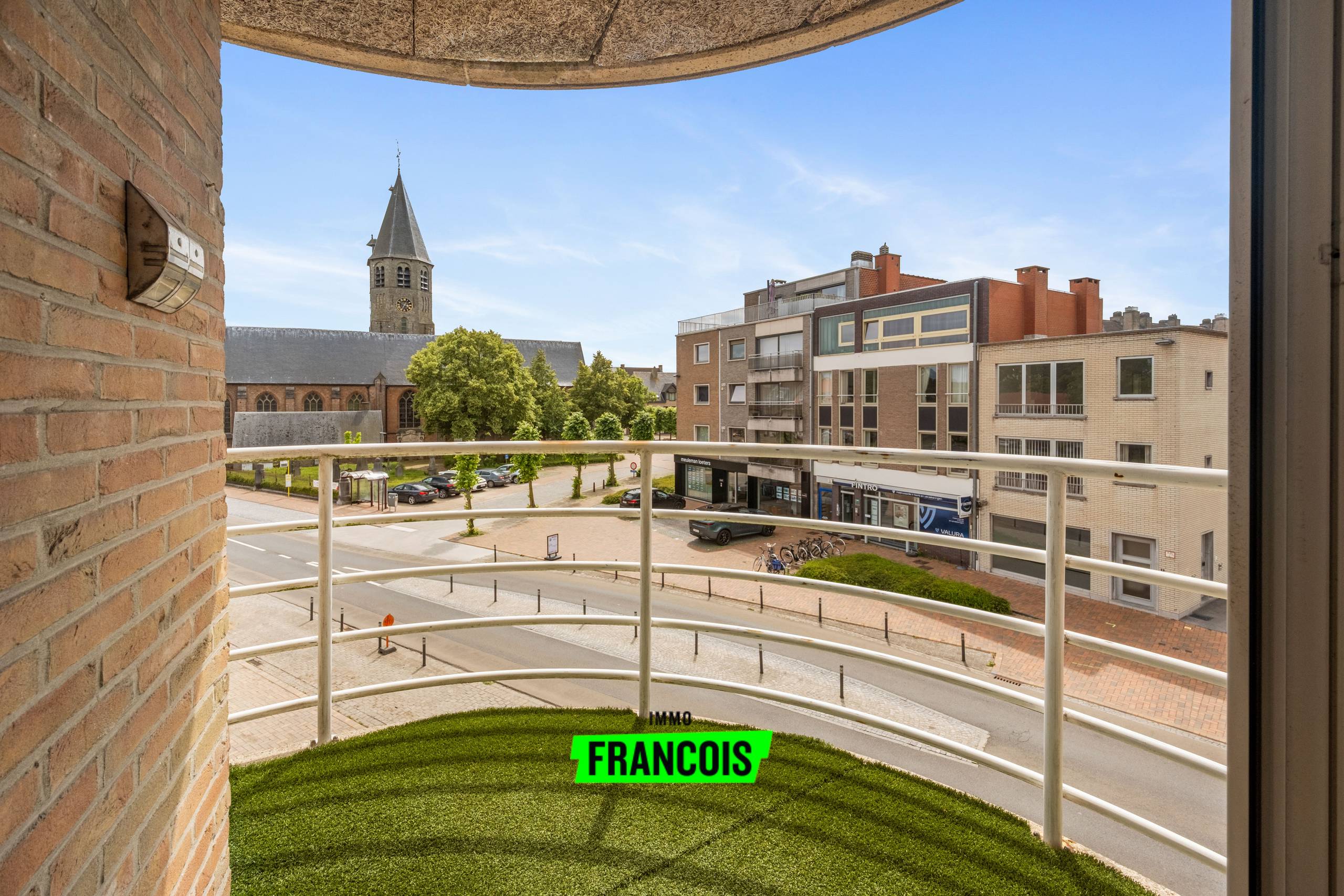 Ruim tweeslaapkamer appartement te koop te Oostkamp - foto 4