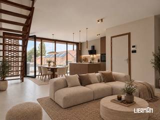<p>-- 6% BTW mogelijk op het geheel -- <br /><br />Droomt u van een ruim nieuwbouwappartement op een toplocatie? <br /><br />Dit stijlvolle en energiezuinige appartement ligt op een steenworp van de Grote Markt, winkels, horeca en openbaar vervoer, en combineert comfort met stedelijk gemak.<br />De kleinschalige residentie telt slechts 5 appartementen, wat rust en exclusiviteit garandeert. <br /><br />Moderne architectuur, kwaliteitsmaterialen en een doordachte indeling zorgen voor een luxueus gevoel vanaf het moment dat u binnenstapt. <br /><br />De ruime, lichte leefruimte met open keuken leidt naar een zuidgericht terras. <br /><br />Verder beschikt het appartement over drie slaapkamers, twee badkamers en een apart toilet. <br /><br />Bovendien is het energiezuinig gebouwd volgens de nieuwste normen, met onder meer driedubbel glas, zonnepanelen, vloerverwarming en een lucht-water warmtepomp.<br /><br />Optioneel kunt u achteraan de residentie een autostaanplaats aankopen (€17.500) — een handige troef op deze centrale locatie. <br /><br />Interesse? Plan uw bezoek via info@immolierman.be of 053 89 99 66.</p>