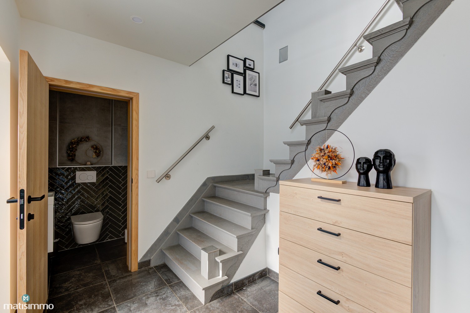 GERENOVEERDE WONING MET 3 SLAAPKAMERS, RUIME GARAGE EN TUIN (11A 40CA) TE BILZEN - foto 3