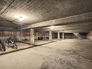 Place de parking couverte dans un emplacement privilégié sur le ring de Malines !Place de parking très centrale dans la résidence Winston sur la...