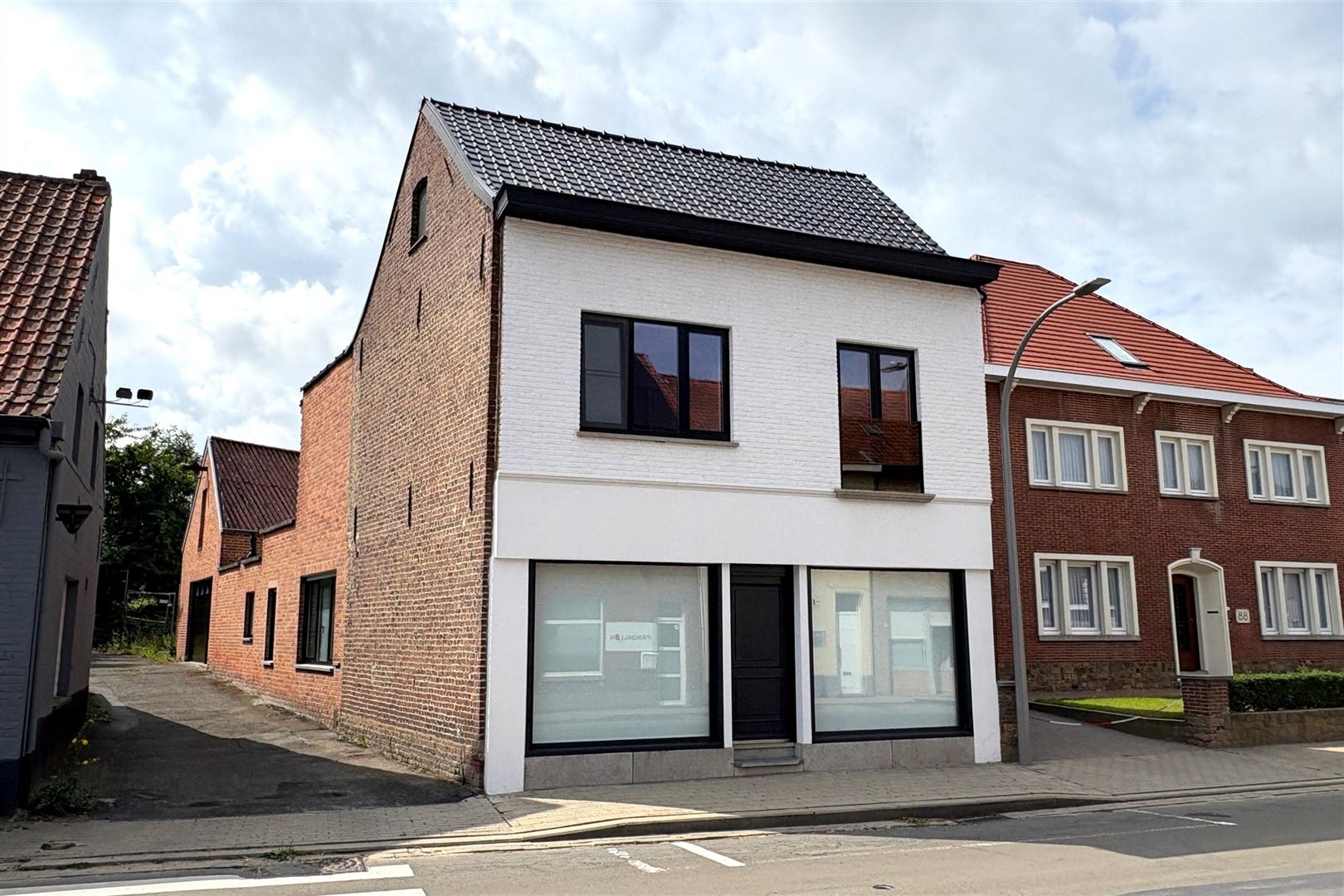 Instapklare woning met loods - foto 1