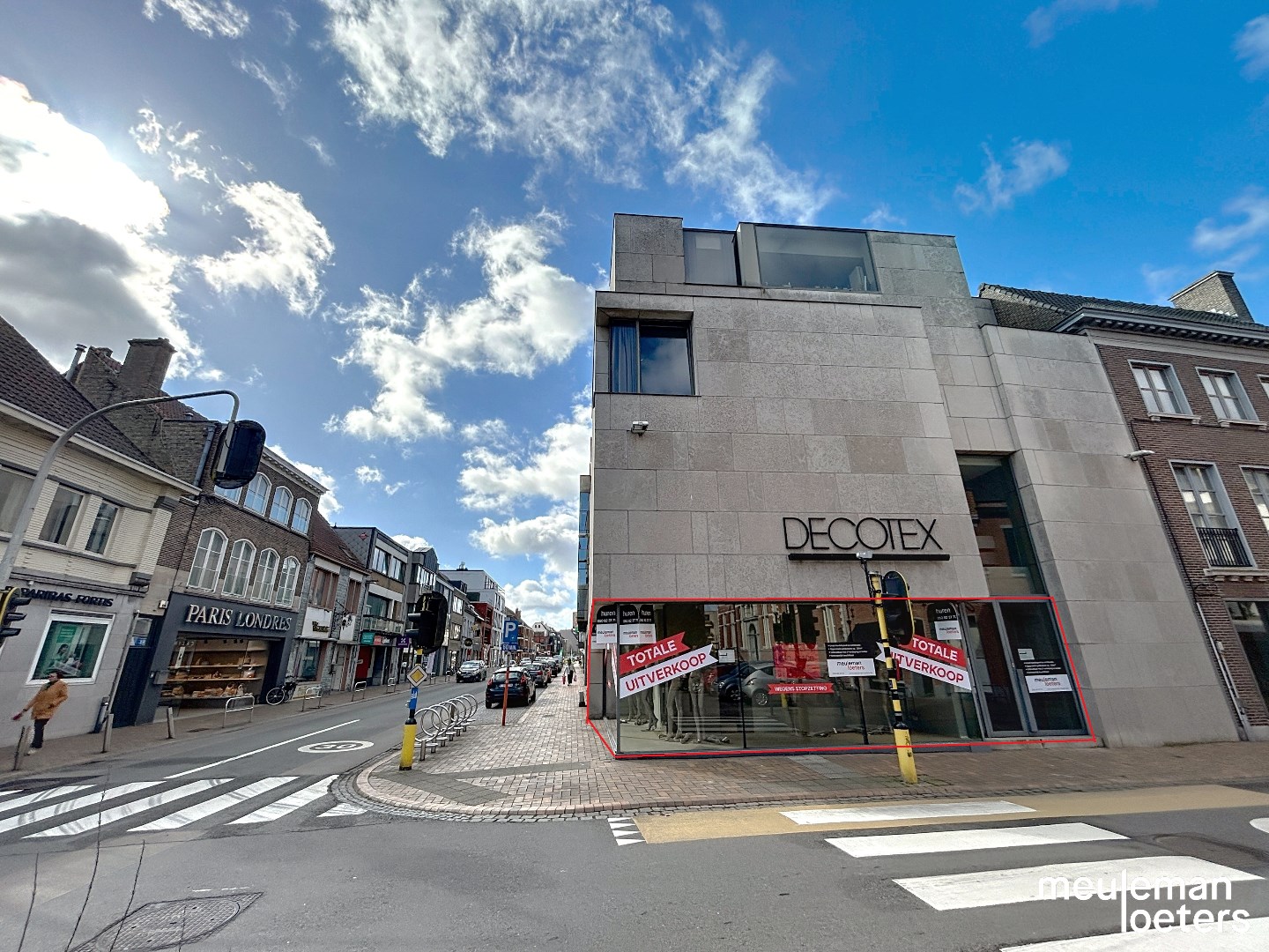 Unieke winkelruimte in het commercieel centrum - foto 2