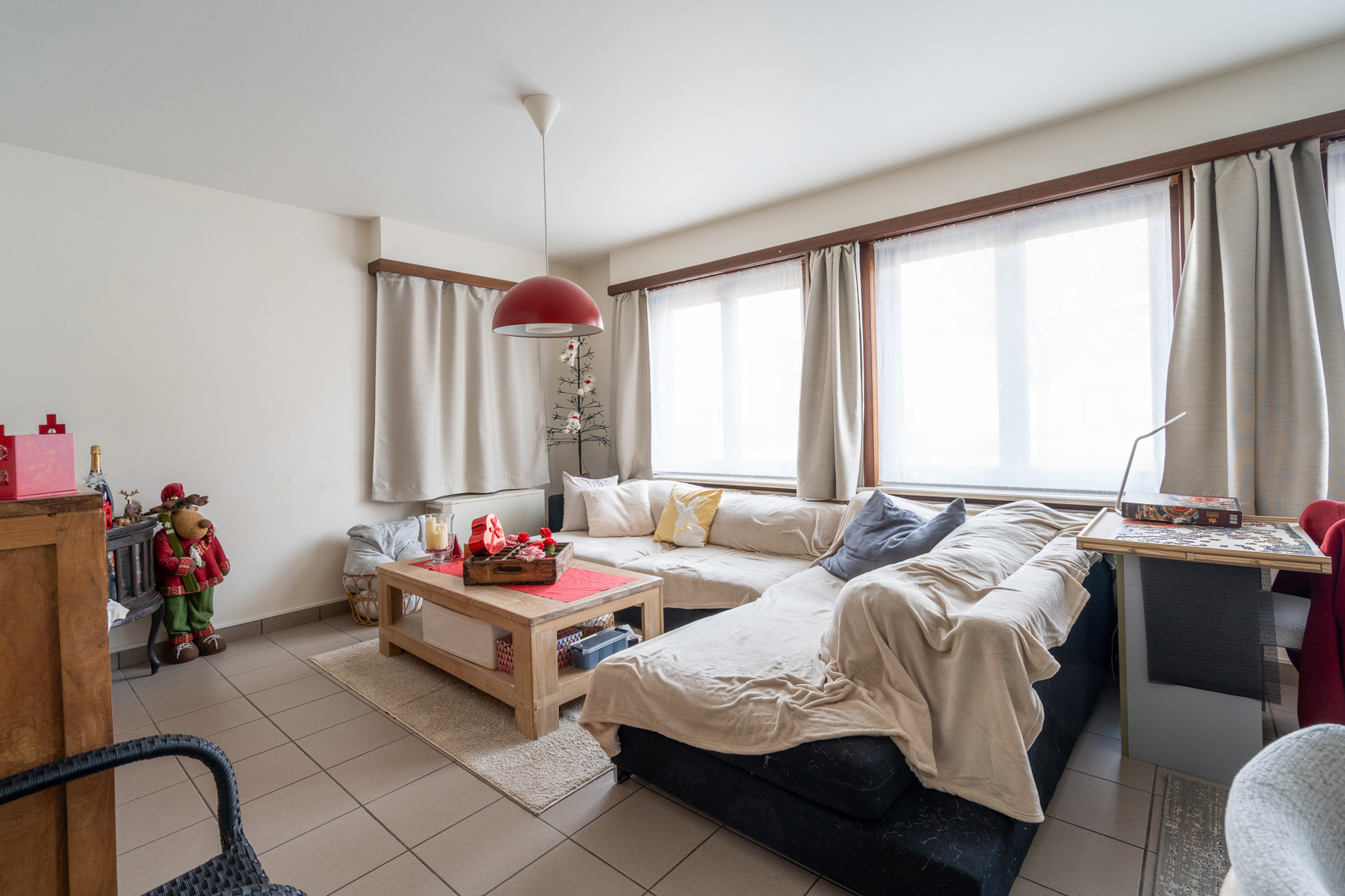 GELIJKVLOERS APPARTEMENT MET 2 SLPKS, GARAGE  EN TUIN - foto 2