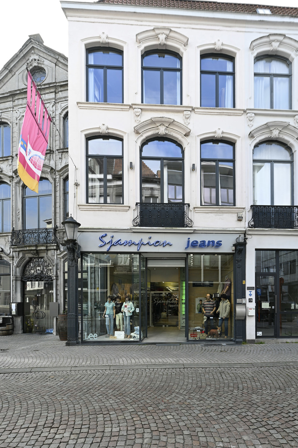 Commercial for sale in Mechelen - photo 2