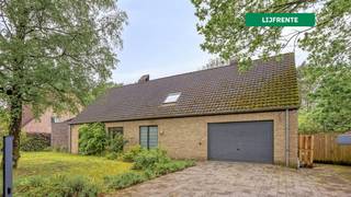 Sur le Schotensteenweg, nous trouvons cette maison de caractère. La maison a fait l'objet de rénovations économes en énergie et dispose de...