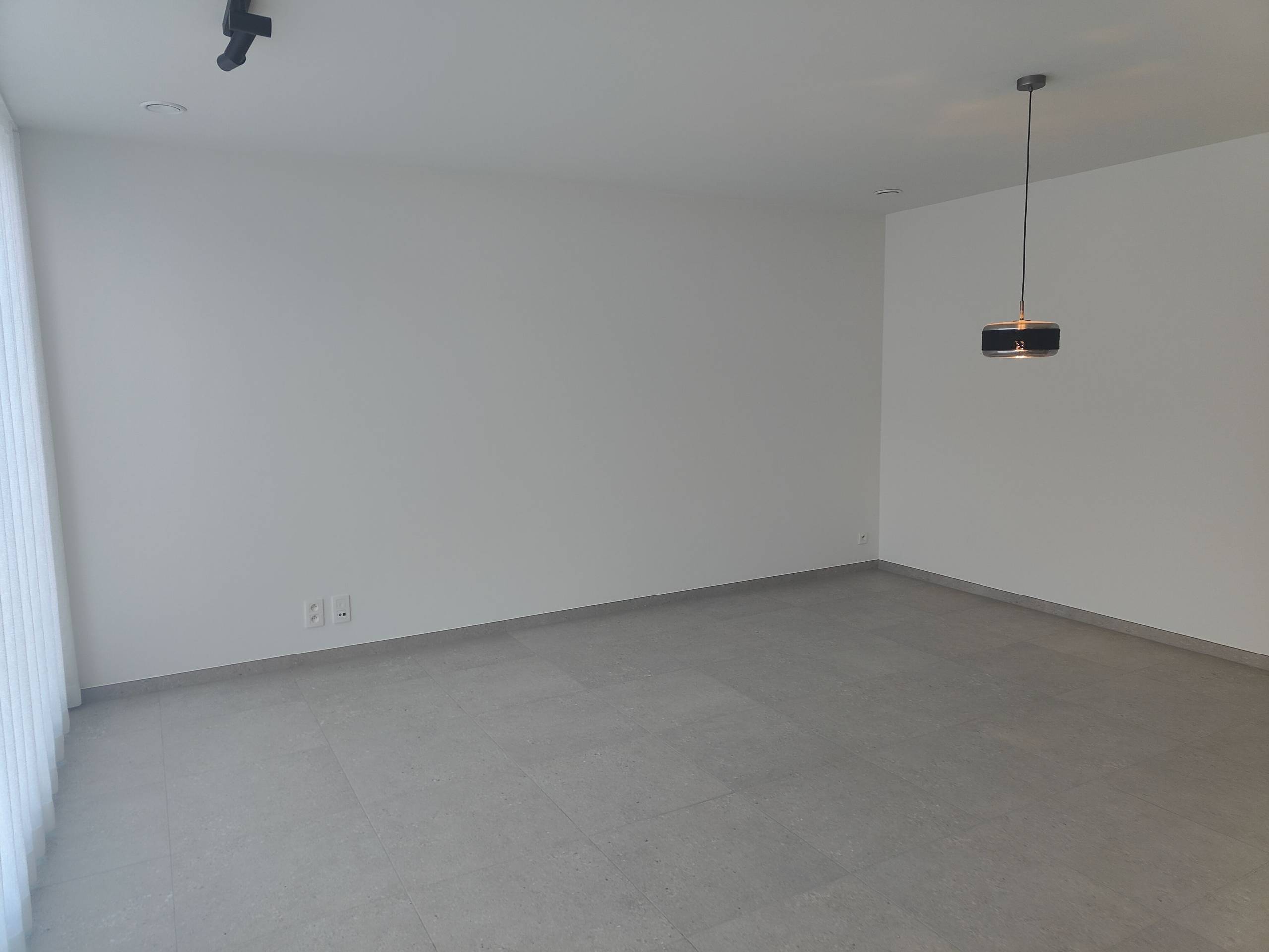 Nieuwbouwappartement met 2 slaapkamer en balkon te Sint-Kruis. - foto 5
