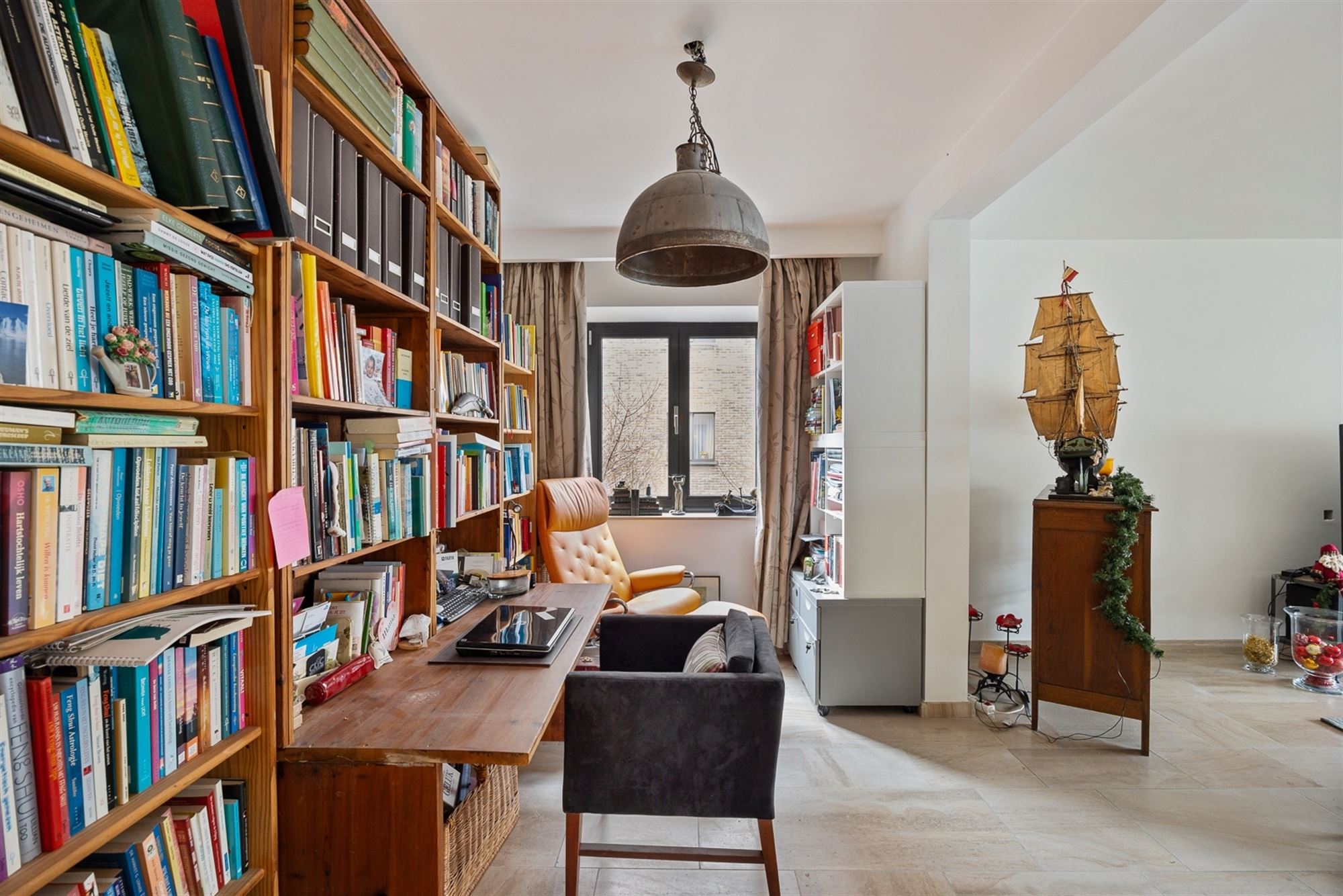 Ruim appartement met 2 à 3 slaapkamers en groot terras - foto 3