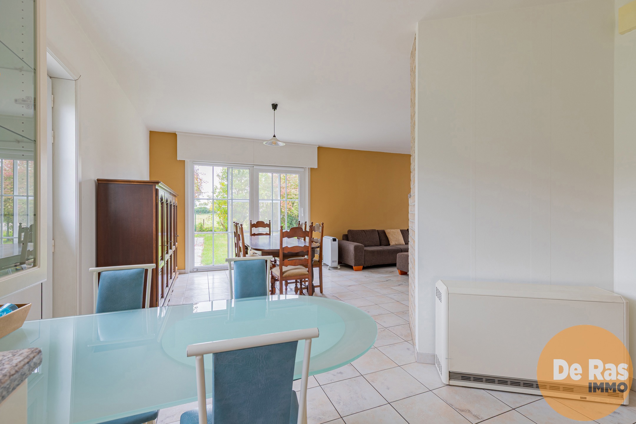 WICHELEN - Goed onderhouden woning op goede locatie met tuin - foto 4