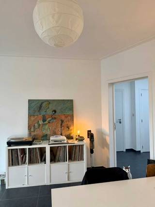 EXTRA BEZOEKDAG op 19 april tussen 12-16u.Gelegen op de 4de en bovenste verdieping van een klein, goed onderhouden appartementsgebouw, geniet dit...