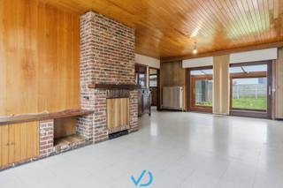 In de Hallertaulaan, een uiterst rustige woonwijk in Poperinge, bevindt zich deze ruime te renoveren woning. Hier woon je in alle sereniteit,...