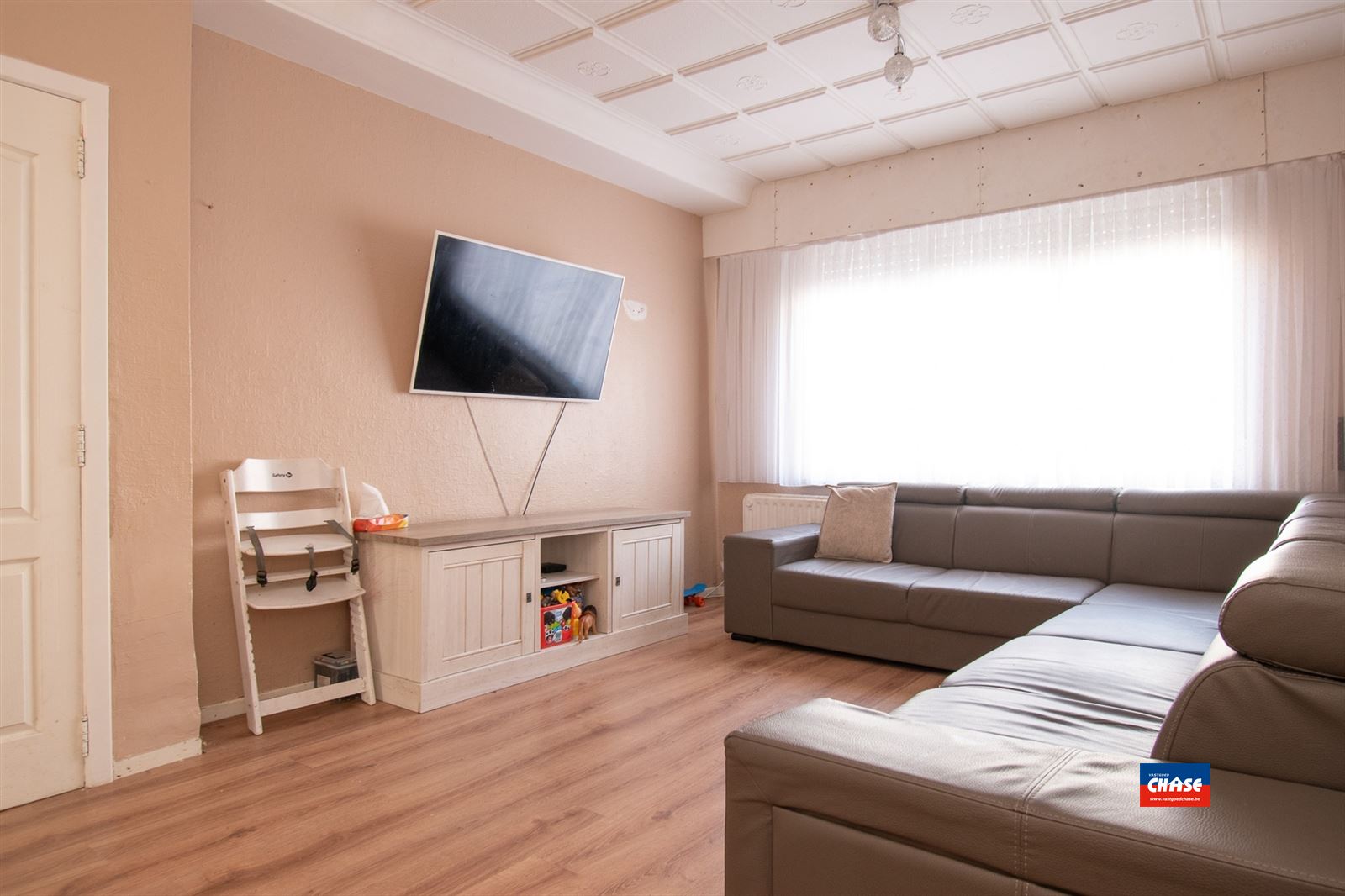 Te renoveren rijwoning met 4 à 5 slaapkamers - foto 3