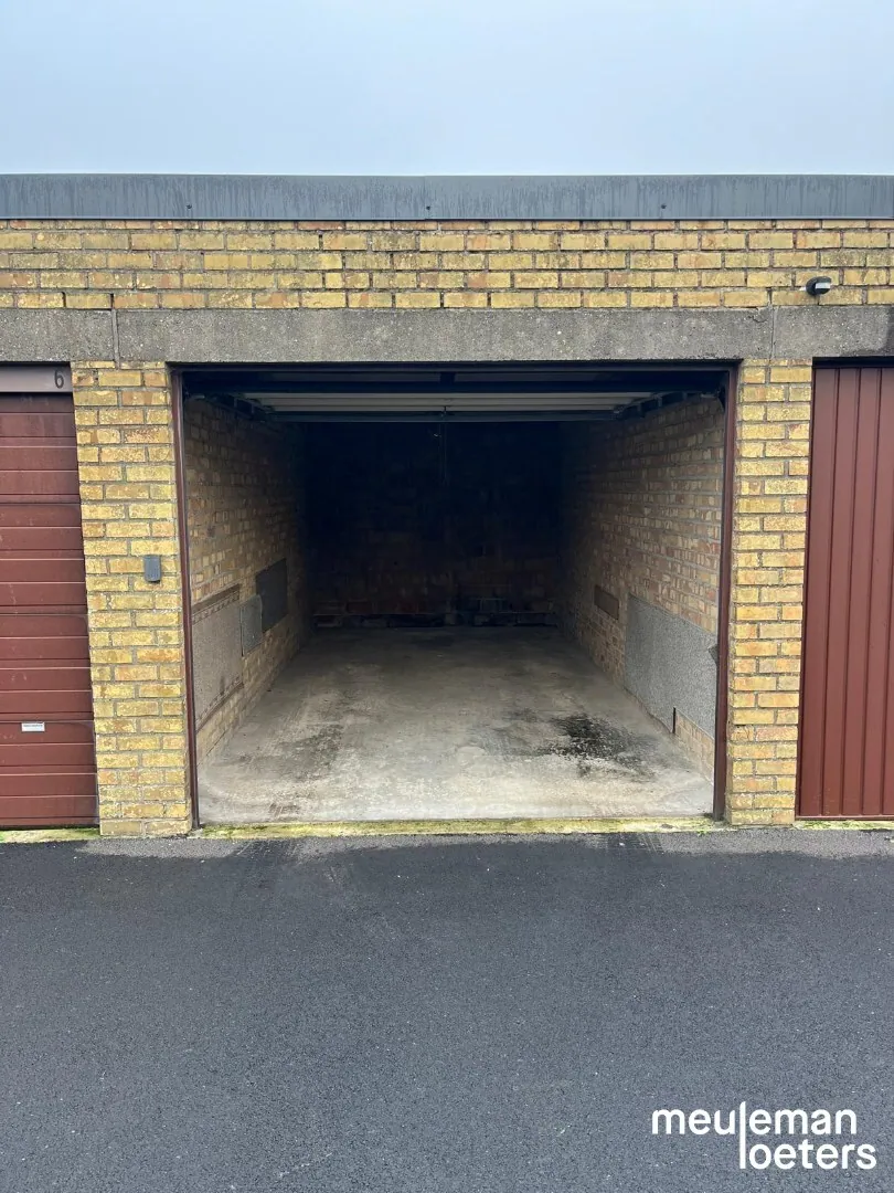 Bovengrondse garagebox in het centrum - foto 2