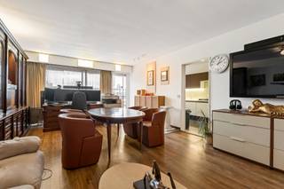 Cet appartement se situe dans un emplacement qui réunit le meilleur des deux mondes. Vous profitez à la fois de la beauté et du calme des...